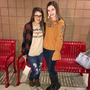 Meet your Posher, Jillian